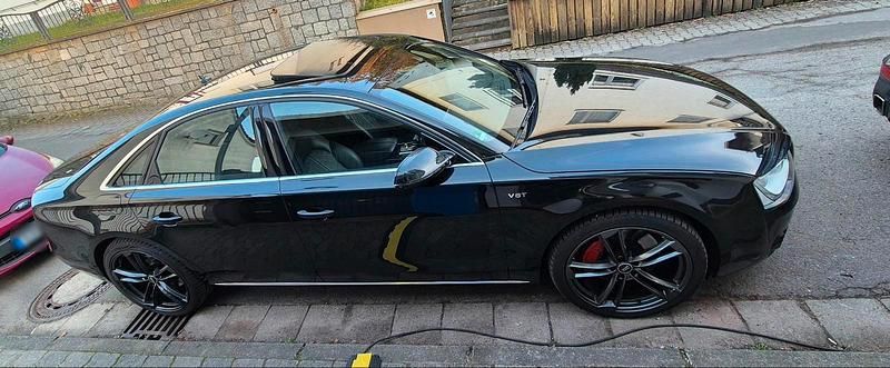 Gebraucht Audi A8 Comfort 351 PS (258 kW) 2012 Schwarz Limousine