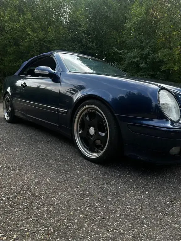 Gebraucht Mercedes CLK200 Avantgarde 136 PS (100 kW) 2000 Blau Cabrio