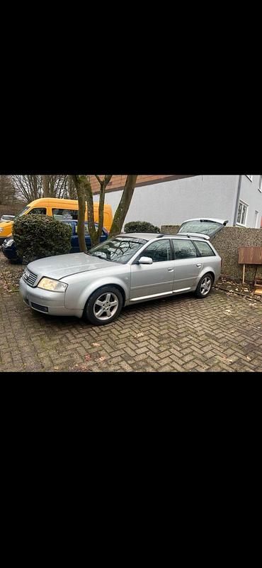 Second-hand Audi A6 299 CP (219 kW) 2002 Argintiu Break