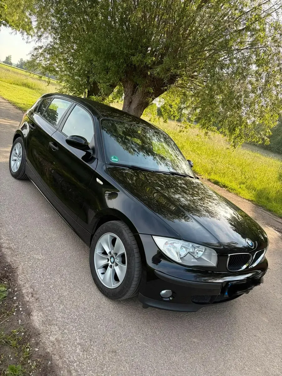 Gebraucht BMW 116 116 PS (85 kW) 2006 Schwarz Kleinwagen
