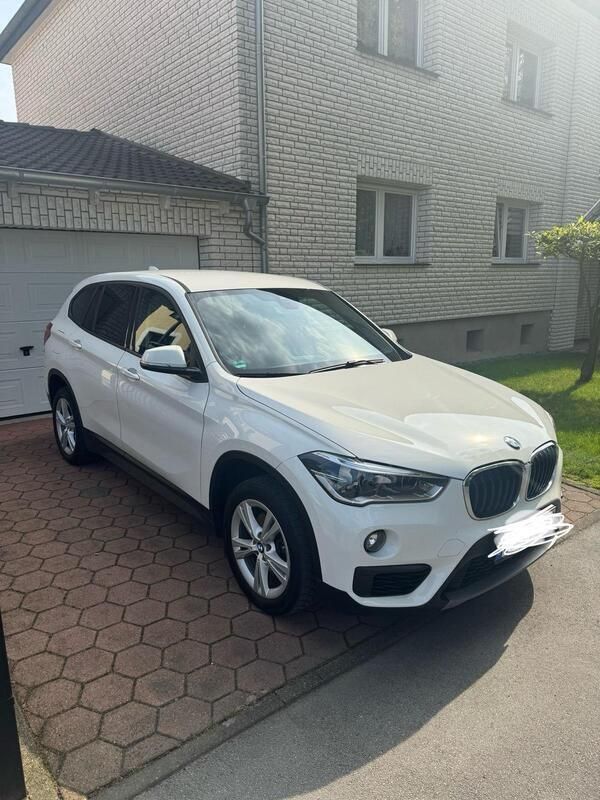 Weiß Gebraucht 2018 BMW X1 Advantage SUV | 19.500 € (Fairer Preis) - Bild 1/4