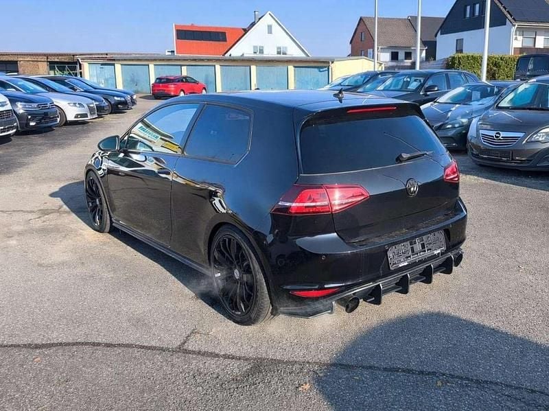 Gebraucht VW Golf VII GTI 220 PS (161 kW) 2016 Schwarz Kleinwagen
