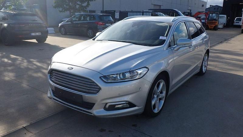 Silber Gebraucht 2018 Ford Mondeo Limousine | 9.500 € (Superpreis) - Bild 1/4