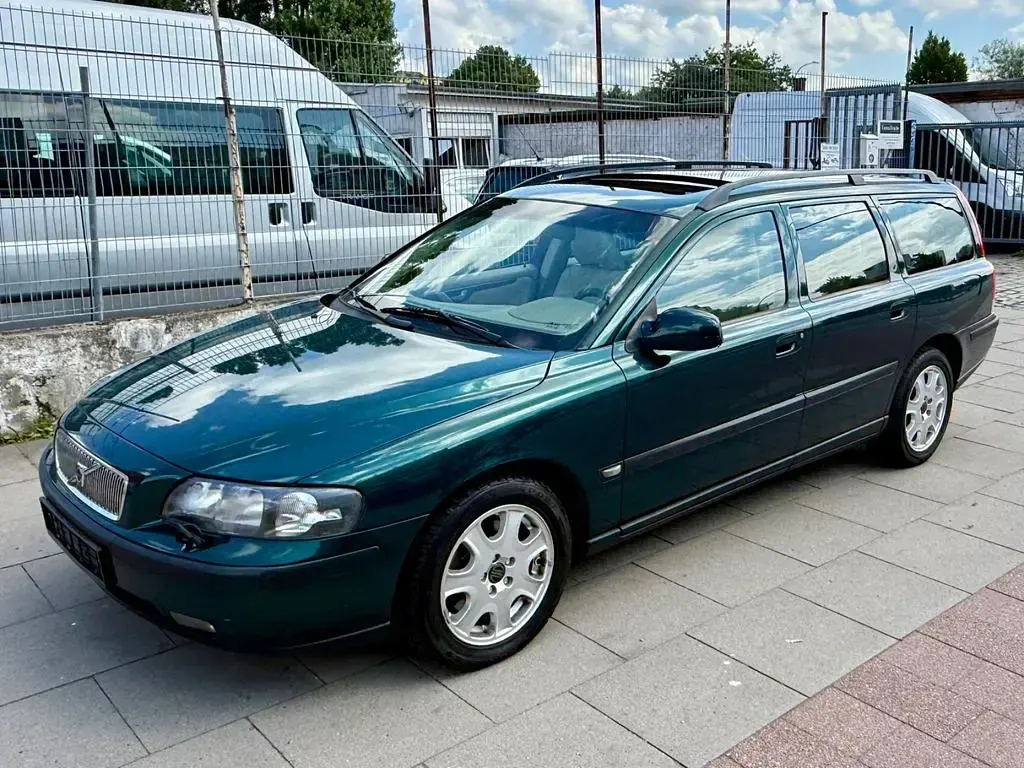 Gebraucht Volvo V70 200 PS (147 kW) 2000 Grün Kombi