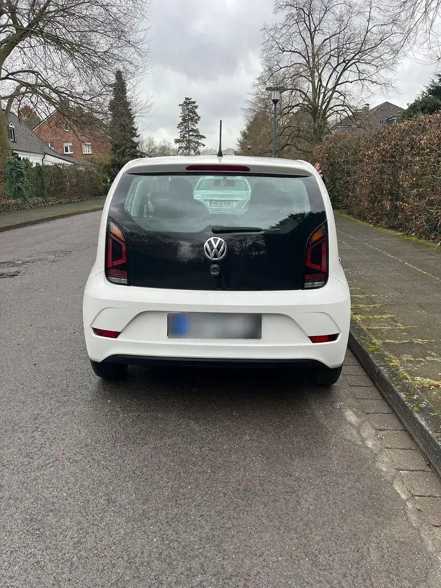 Gebraucht VW up! 60 PS (44 kW) 2016 Weiß Kleinwagen