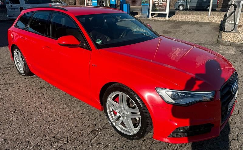 Gebraucht Audi A6 Ambiente 328 PS (241 kW) 2017 Rot Kombi