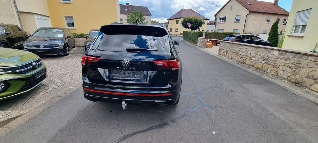 Gebraucht VW Tiguan Style 190 PS (139 kW) 2023 Schwarz SUV