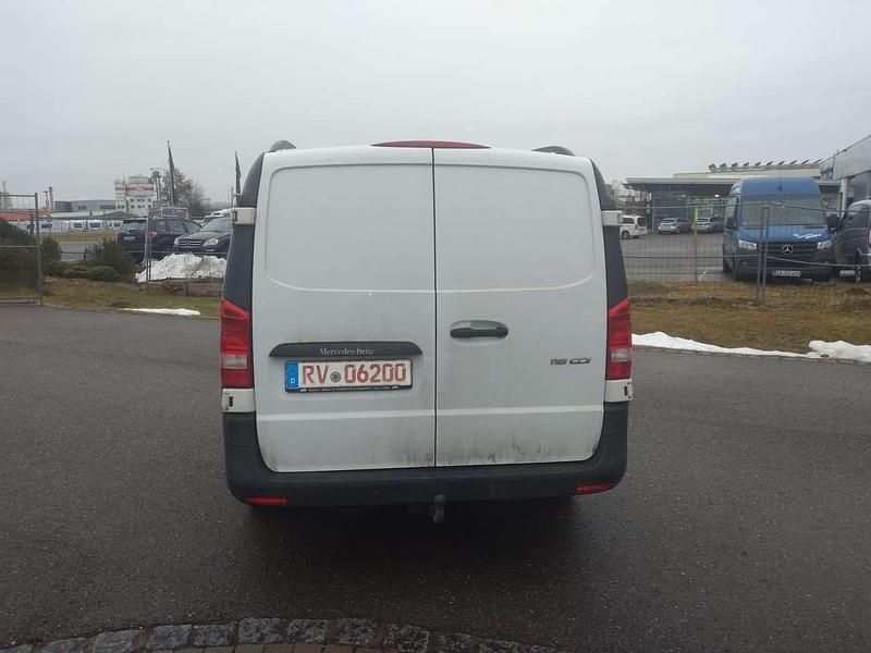 Gebraucht Mercedes Vito 163 PS (119 kW) 2020 Arktikweiss Van