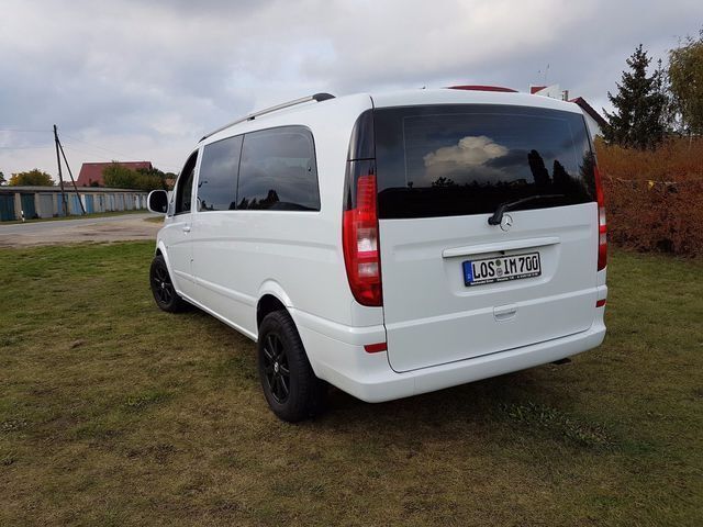 Weiß metallic Gebraucht 2008 Mercedes Vito Van / Kleinbus | 8.000 € - Bild 1/4