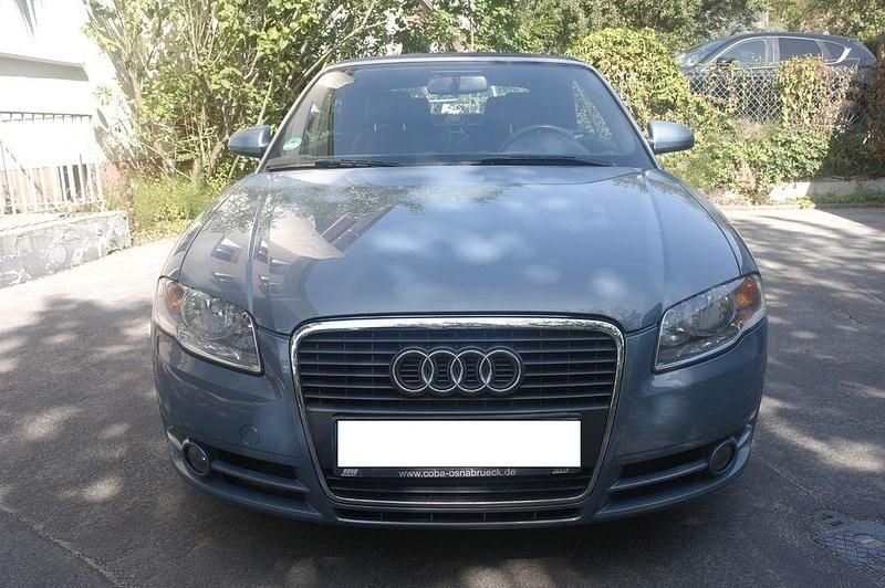 Blau Gebraucht 2009 Audi A4 Cabriolet Sport Cabrio | 4.600 € (Superpreis) - Bild 1/4