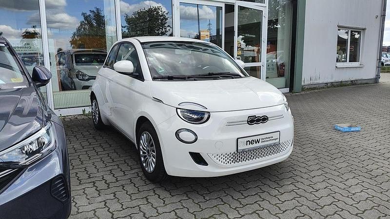 Gebraucht Fiat 500e 86 kW (118 PS) 2023 Weiß Kleinwagen