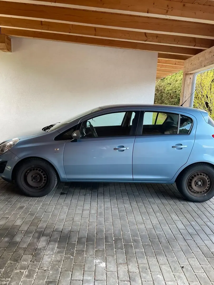 Gebraucht Opel Corsa Active 87 PS (63 kW) 2013 Blau Kleinwagen