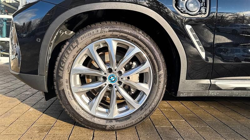 Gebraucht BMW X3 Efficient Dynamics 292 PS (214 kW) 2024 Schwarz uni SUV