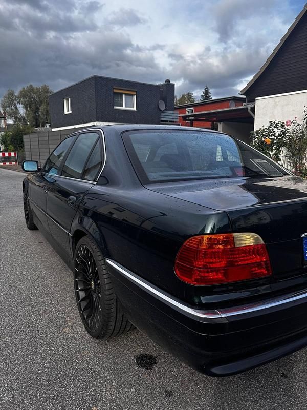 Gebraucht BMW 728 193 PS (141 kW) 1998 Grün Limousine