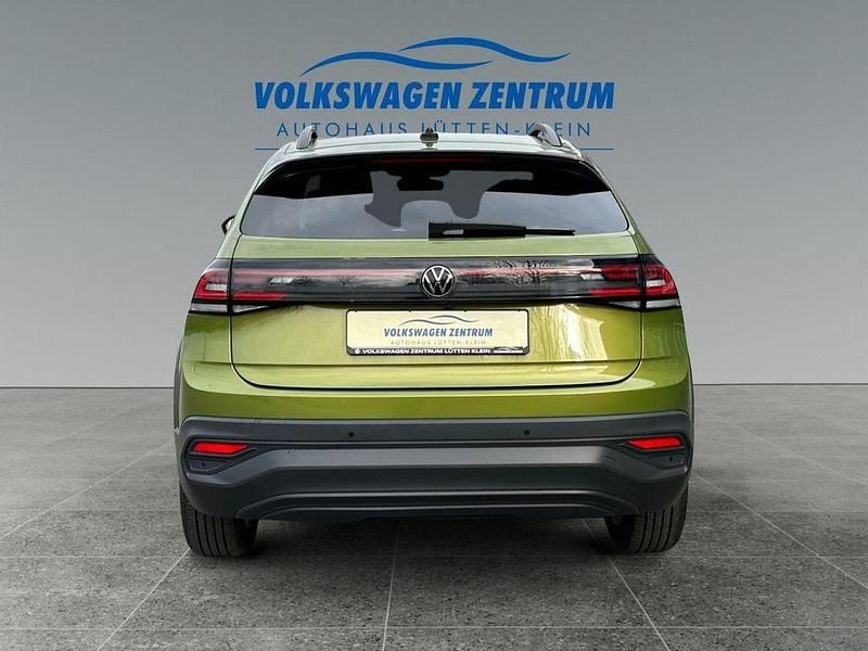 Gebraucht VW Taigo Move 110 PS (80 kW) 2024 Visual green (metallic) SUV