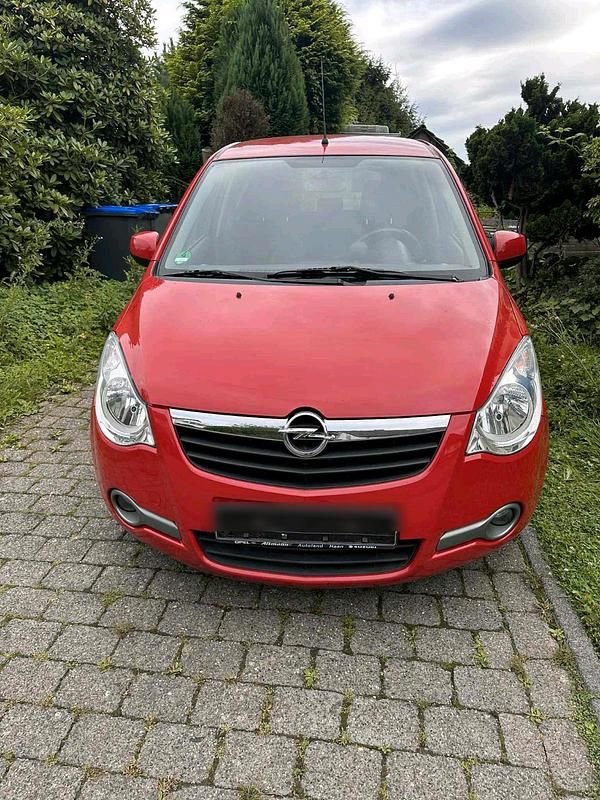 Rot Gebraucht 2009 Opel Agila Kleinwagen | 1.850 € (Guter Preis) - Bild 1/4