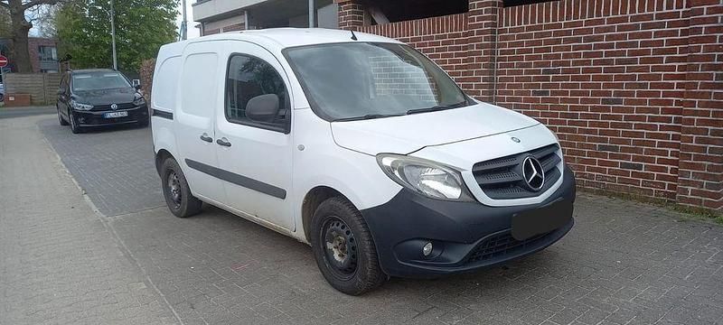 Gebraucht Mercedes Citan 108 90 PS (66 kW) 2013 Weiß Van / Kleinbus