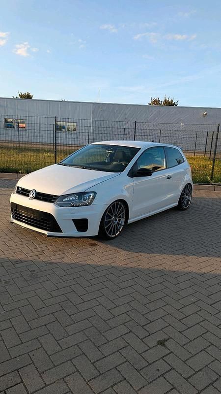Weiß Gebraucht 2014 VW Polo Kleinwagen | 22.000 € - Bild 1/4