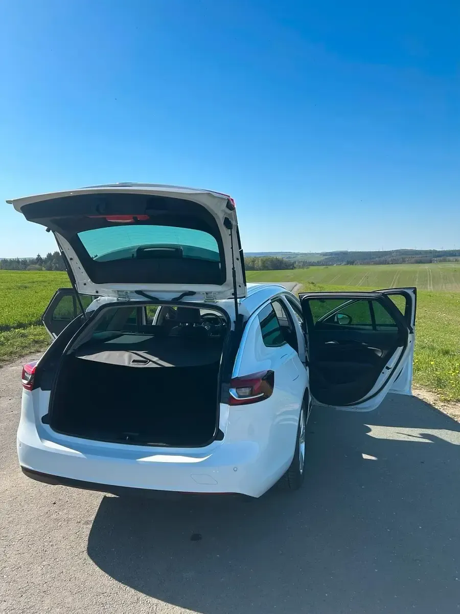 Gebraucht Opel Insignia 170 PS (125 kW) 2019 Weiß Kombi