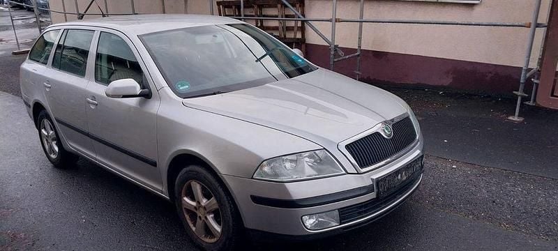 Gebraucht Skoda Octavia Ambiente 150 PS (110 kW) 2005 Silber Kombi