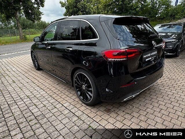 Gebraucht Mercedes B220 AMG 190 PS (139 kW) 2019 Schwarz Van / Kleinbus