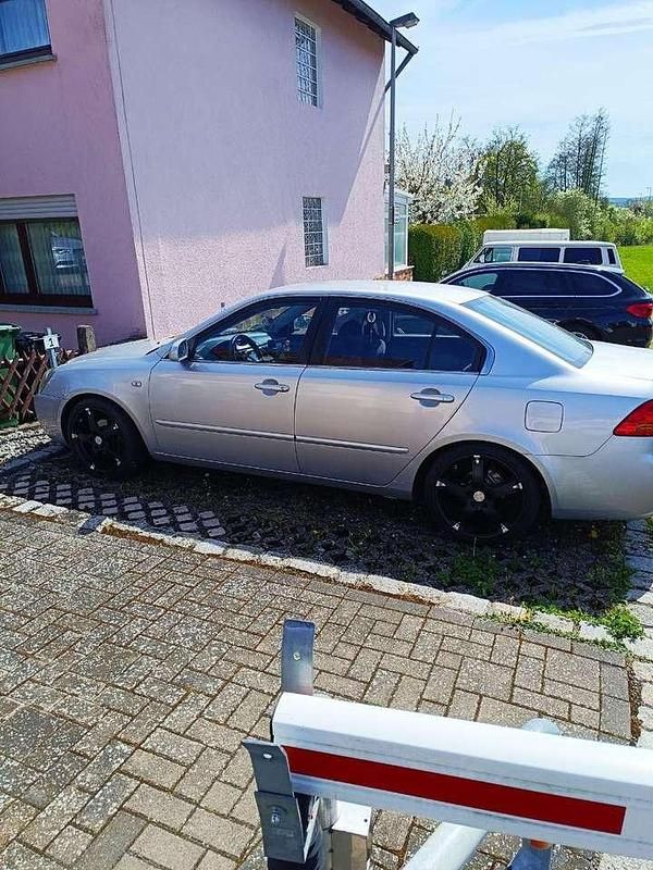 Gebraucht 2007 Kia Magentis Basis Limousine | 1.900 € - Bild 1/4