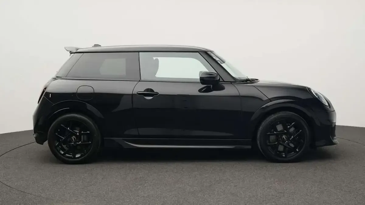 Gebraucht Mini John Cooper Works 204 PS (150 kW) 2025 Schwarz Kleinwagen