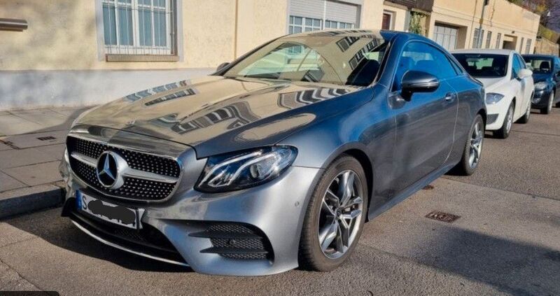 Grau Gebraucht 2018 Mercedes E300 AMG line Coupé | 26.500 € (Superpreis) - Bild 1/4