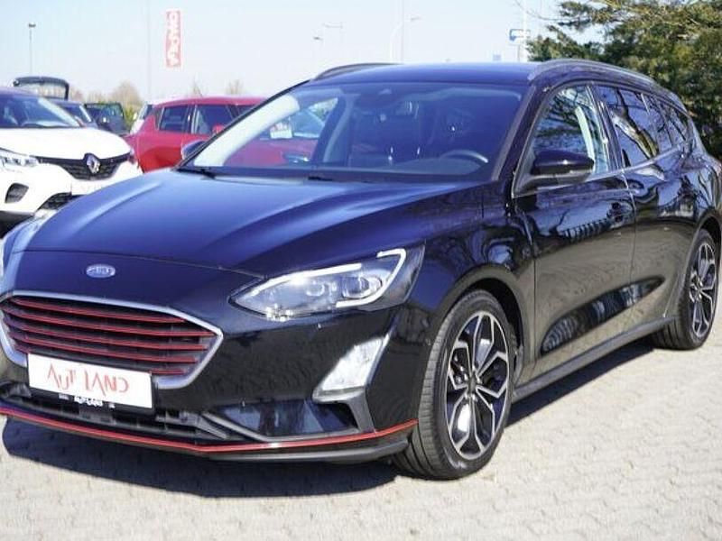 Gebraucht Ford Focus 150 PS (110 kW) 2019 Schwarz Kombi