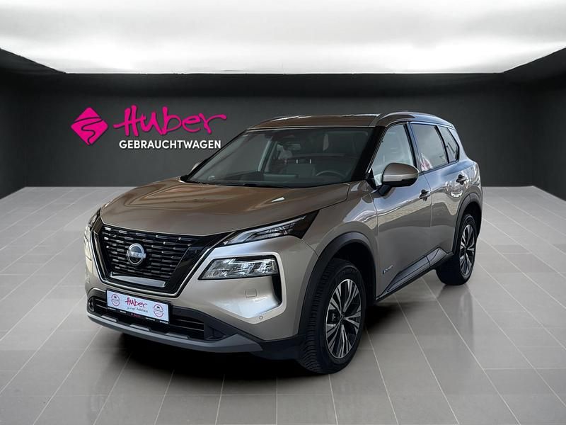 Gebraucht Nissan X-Trail N-Connecta 213 PS (156 kW) 2023 Champagne silver metallic (metallic) SUV