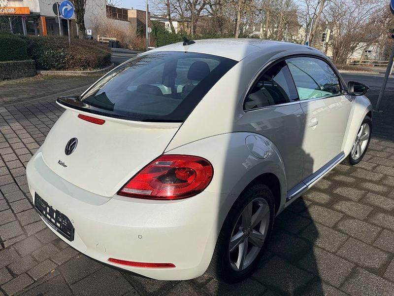 Gebraucht VW Beetle Sport 140 PS (102 kW) 2013 Weiß Kleinwagen