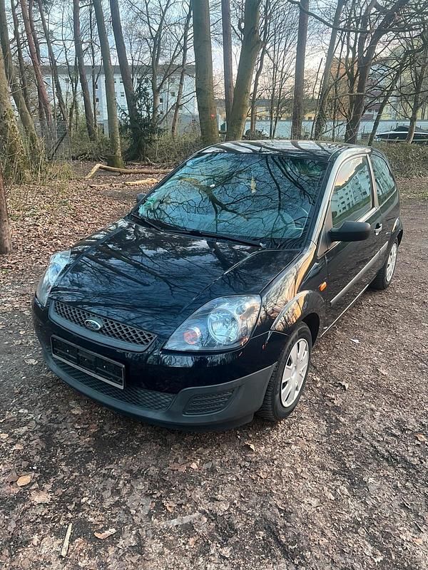 Gebraucht Ford Fiesta 60 PS (44 kW) 2006 Blau Kleinwagen