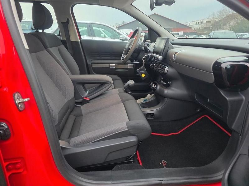 Second-hand Citroën C4 Feel 82 CP (60 kW) 2017 Roșu Berlinǎ