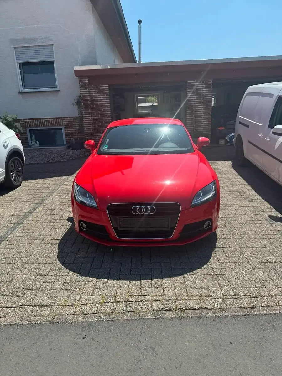 Gebraucht Audi TT S-Line 160 PS (117 kW) 2012 Rot Coupé
