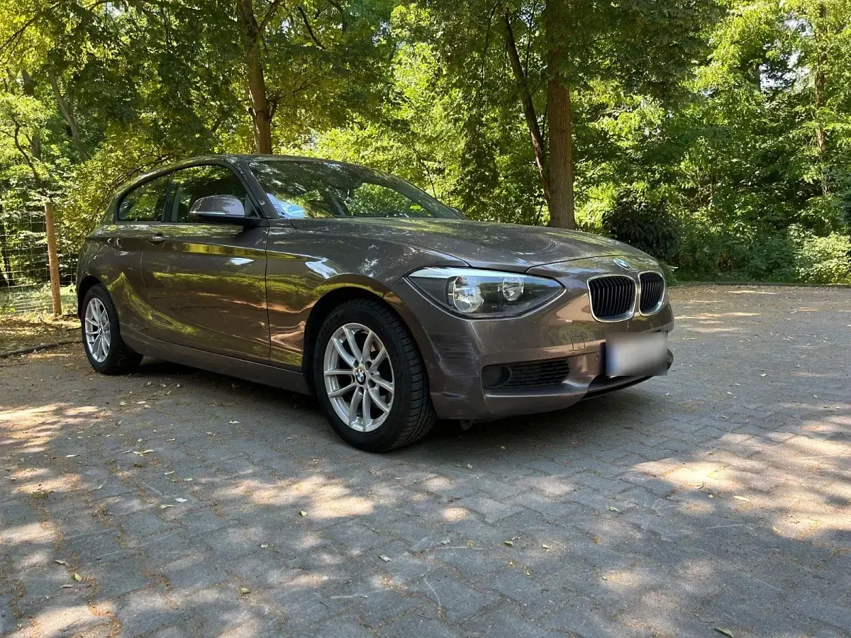 Gebraucht BMW 118 170 PS (125 kW) 2013 Braun Kleinwagen
