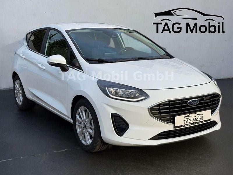 Gebraucht Ford Fiesta Titanium 125 PS (91 kW) 2023 Weiß Kleinwagen