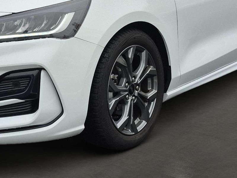 Gebraucht Ford Focus ST-Line X 155 PS (114 kW) 2024 Frostweiß Kombi