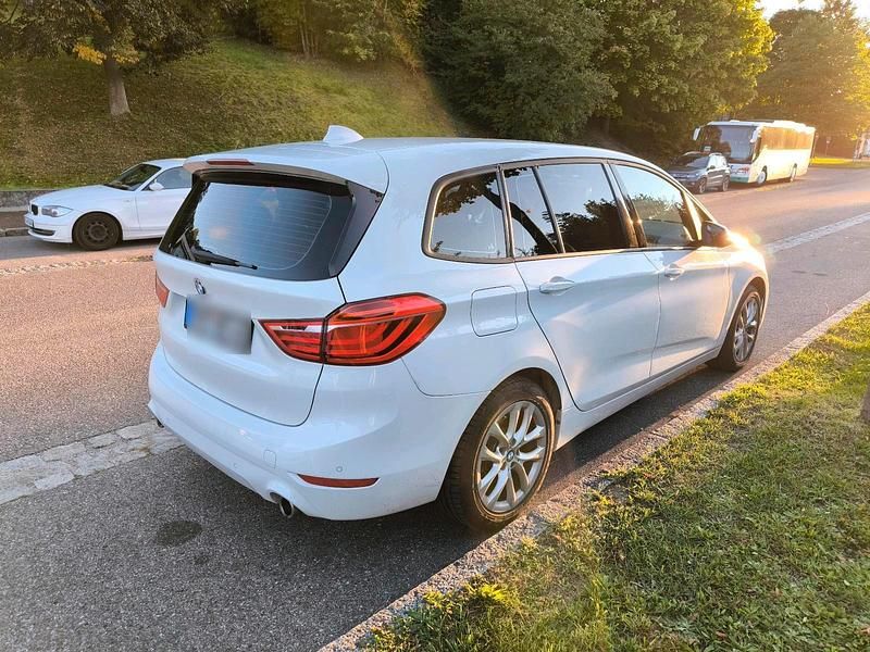 Gebraucht BMW 218 150 PS (110 kW) 2020 Weiß Kombi