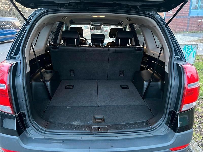 Schwarz Gebraucht 2013 Chevrolet Captiva SUV | 8.000 € - Bild 1/4