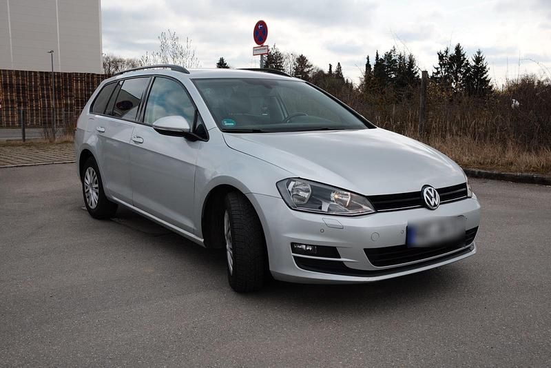 Gebraucht VW Golf VII 105 PS (77 kW) 2013 Silber Kombi