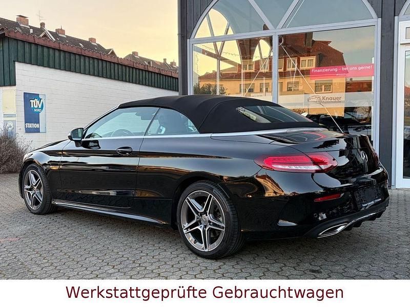 Gebraucht Mercedes C200 AMG line 184 PS (135 kW) 2019 Schwarz Cabrio
