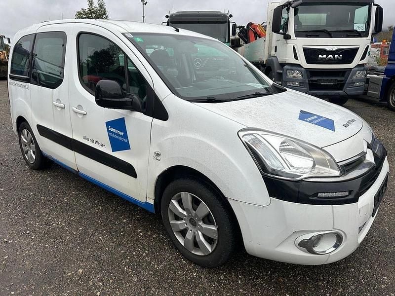 Gebraucht Citroën Berlingo SELECTION 92 PS (67 kW) 2013 Weiß Van / Kleinbus