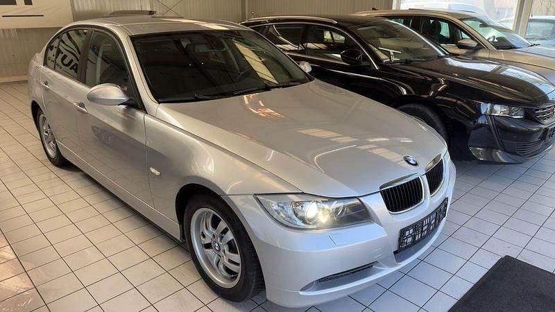 Gebraucht BMW 320 Advantage 150 PS (110 kW) 2006 Silber Limousine