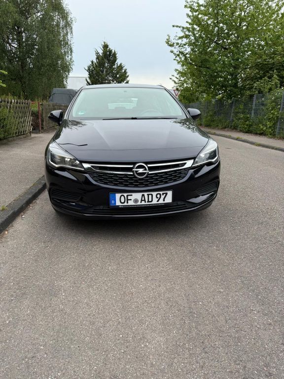 Blau Gebraucht 2017 Opel Astra Edition Limousine | 6.800 € (Fairer Preis) - Bild 1/4