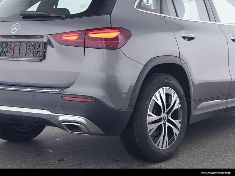 Gebraucht Mercedes GLA180 Advanced Plus 116 PS (85 kW) 2025 Grau SUV