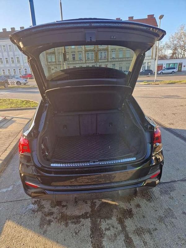 Gebraucht Audi Q3 S-Line 150 PS (110 kW) 2023 Schwarz SUV