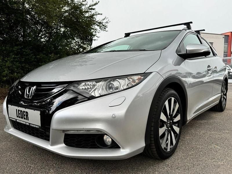 Silber Gebraucht 2014 Honda Civic Executive Kombi | 7.990 € (Fairer Preis) - Bild 1/4