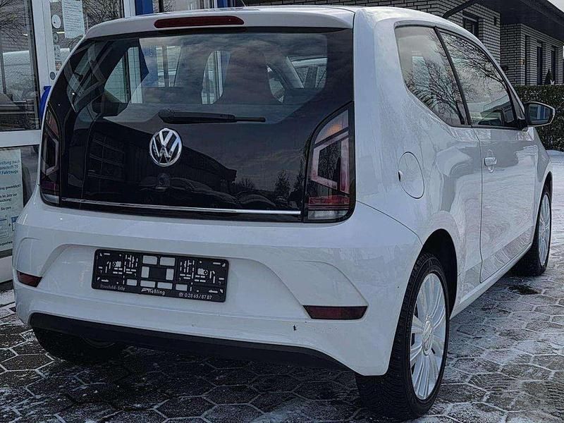 Gebraucht VW up! high up! 60 PS (44 kW) 2017 Weiß Kleinwagen