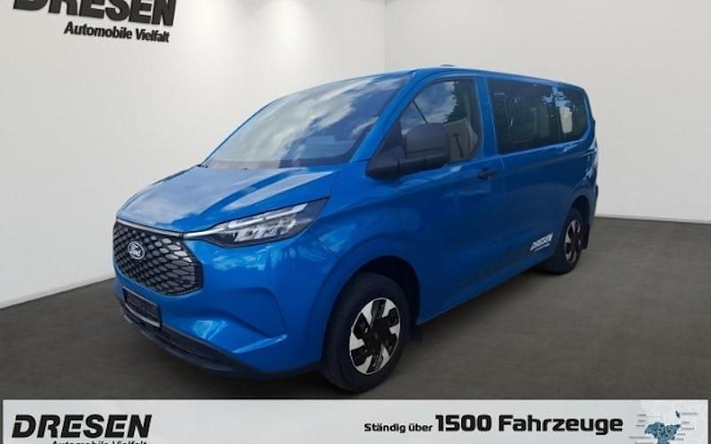 Blau Gebraucht 2024 Ford E-Transit Trend Van | 39.865 € (Guter Preis) - Bild 1/4