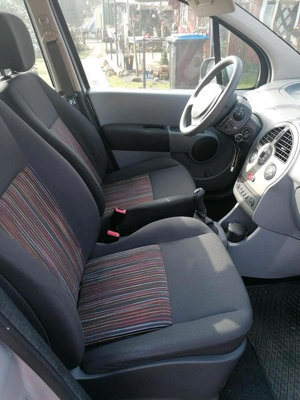 Gebraucht Renault Modus 75 PS (55 kW) 2010 Grau Van / Kleinbus